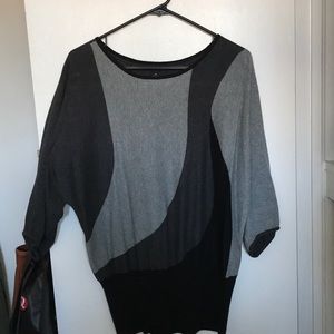 Slouchy patterned blouse with 3/4 sleeves